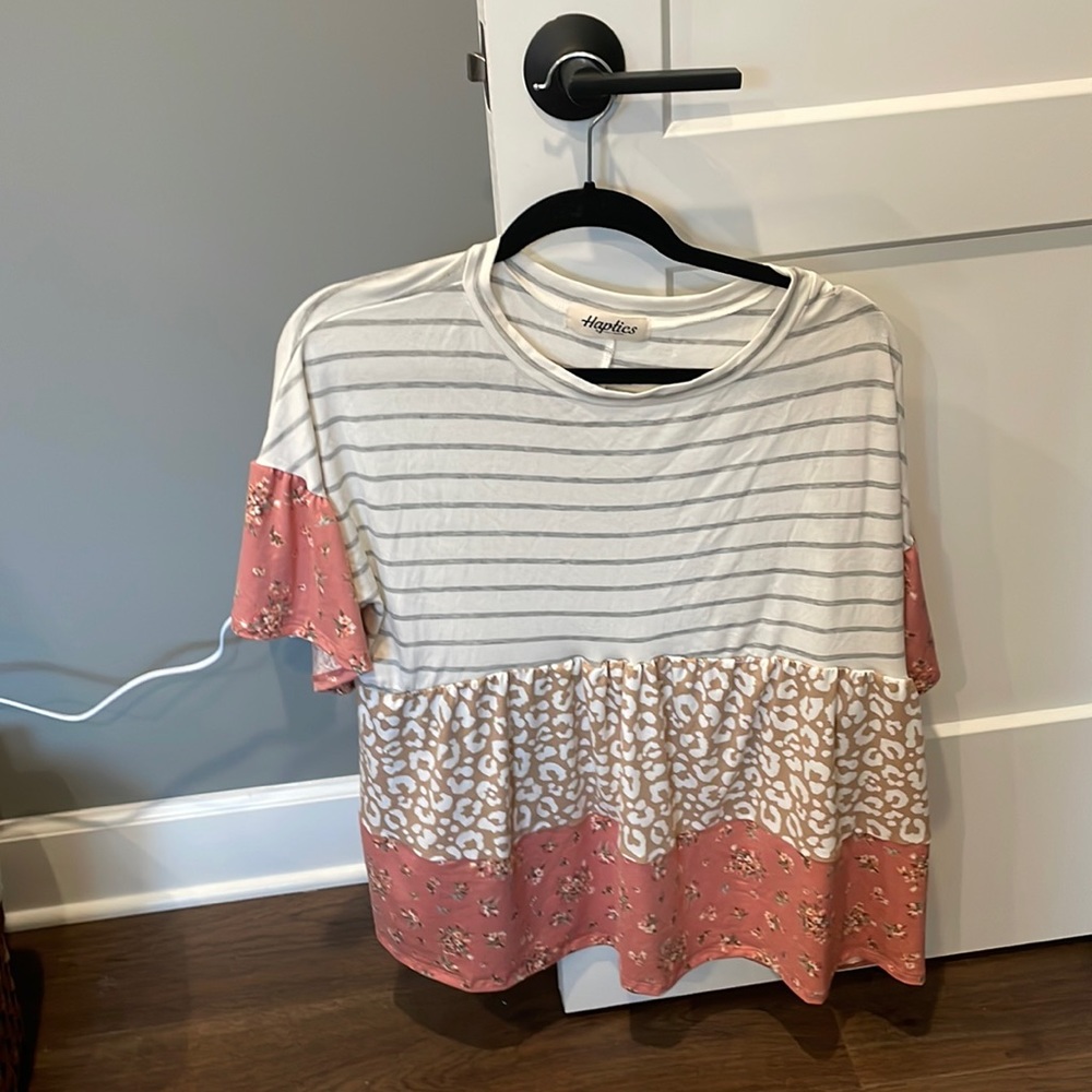 Haptics top nwot